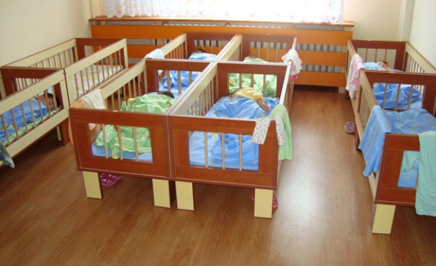 Над 9000 деца са приети в детски градини и ясли в София