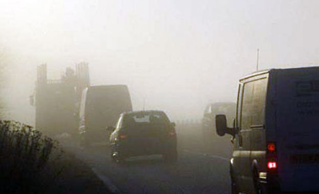 Верижна катастрофа затвори главен път Е-79 при Мездра