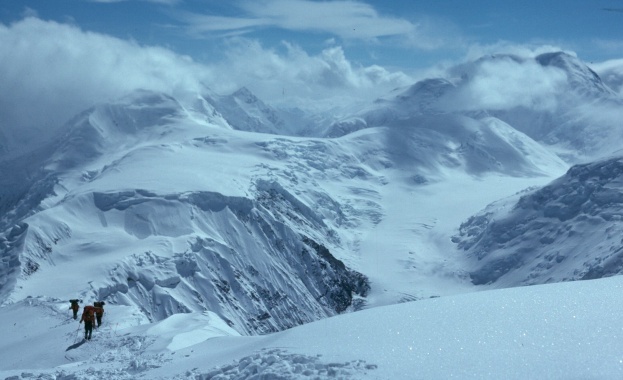 33 години от трагичната гибел на двамата алпинисти Людмил Янков