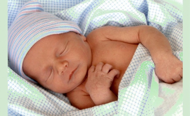 Разменен при раждането си японец получи обезщетение от 281 000 евро