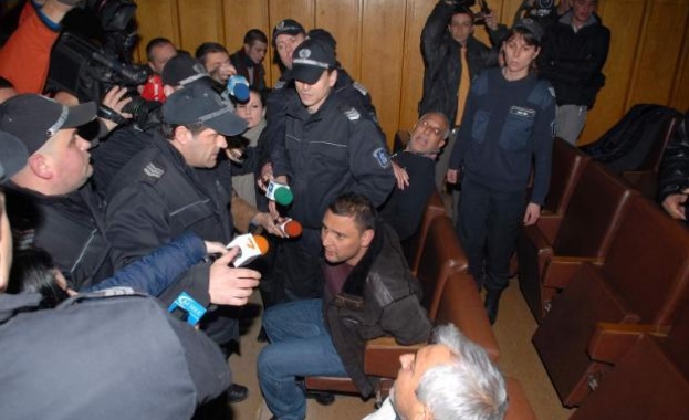 Ромски кланове делят милиони от дрога и проституция 