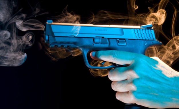 Охранител уби трима в болница в Кабул 