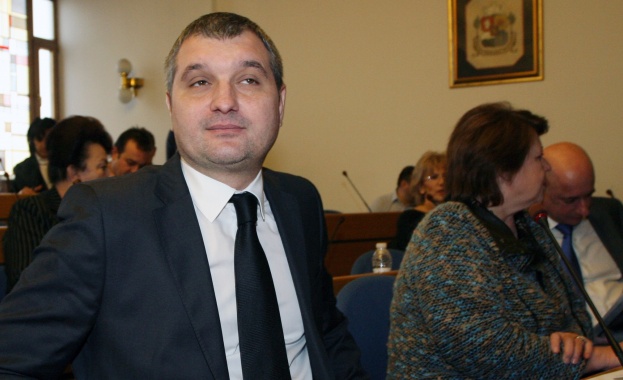 Без електронна подписка спират искането за референдум в столичния "Младост"