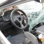 Кола връхлетя в баничарница в Асеновград