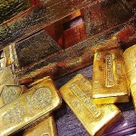 Извадиха 12 плочки злато от стомаха на индиец  
