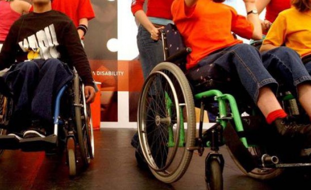 Майките на деца с увреждания отбелязват един месец от началото на протеста