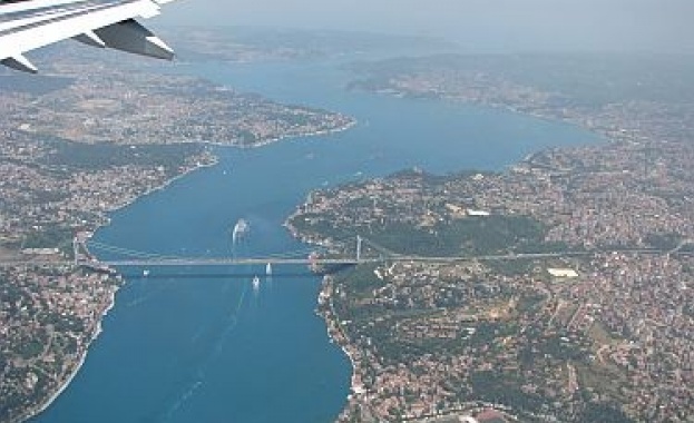 Турция казва, че може да затвори проливите си за Русия като част от Конвенцията от Монтрьо