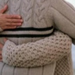 Мобилна "стая за прегръдки" среща възрастни италианци с близките им 