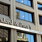 "Стандард енд Пуърс" понижи дългосрочния и краткосрочния кредитен рейтинг на Украйна