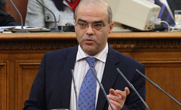 Бакалов: Това МВР не пази, а репресира