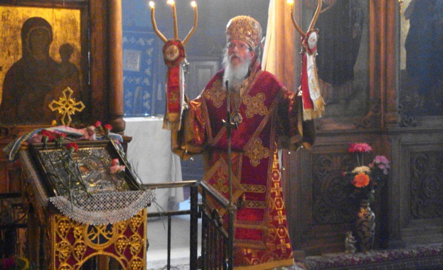 Почина Негово високопреосвещенство сливенският митрополит Йоаникий. Това каза за NOVA