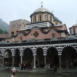 Рилският манастир пази мощите на небесния покровител на България св. Иван Рилски