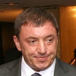 Сега завършвам учебника си, с панаири ще се занимавам след това за развлечение