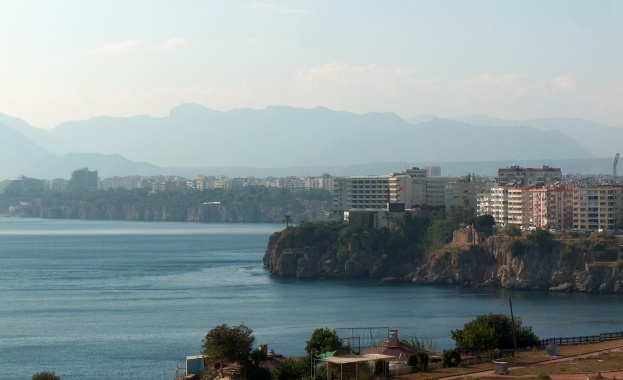 Експлозия в турския курорт Анталия