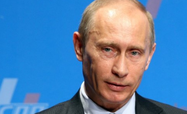 Путин обеща руско гражданство на известния боксьор Рой Джоунс