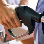 Цената на бензина в Русия скочи до исторически рекорд