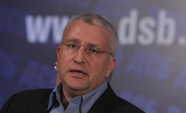 Политологът Проф Светослав Малинов заяви че голямата изненада е много