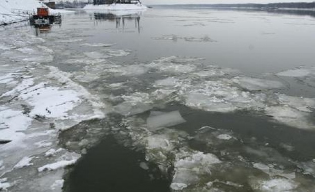 80% ледоход в Дунав при Русе, има опасност реката да замръзне изцяло