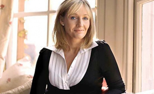 Джоан Роулинг става продуцент на пиеса за детството на Хари Потър 