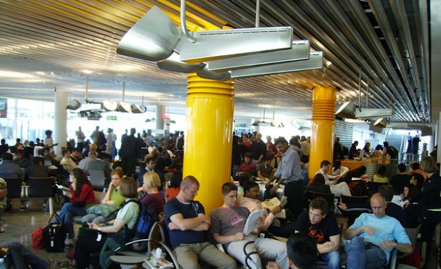 Стачка провали десетки полети във Франкфурт