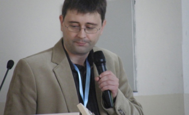 Димитър Ганчев пред КРОСС: Отмина ерата на торент файловете