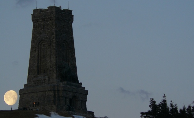 Къде се запиля свободата