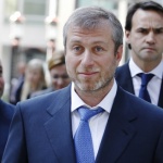 Роман Абрамович се оттегля от Челси