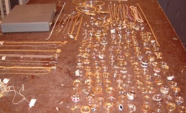 НАП продава бижута за 65 000 лева