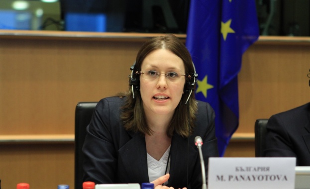 Моника Панайотова се отказа от евровота 