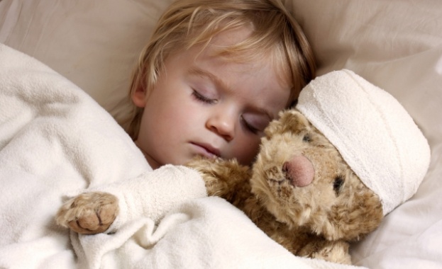 Шефът на Фонда за лечение на деца има седмица, за да реши дали да се оттегли