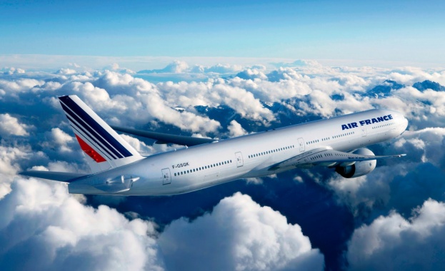 След едноседмично прекъсване Франция възобновява от днес полетите от страни