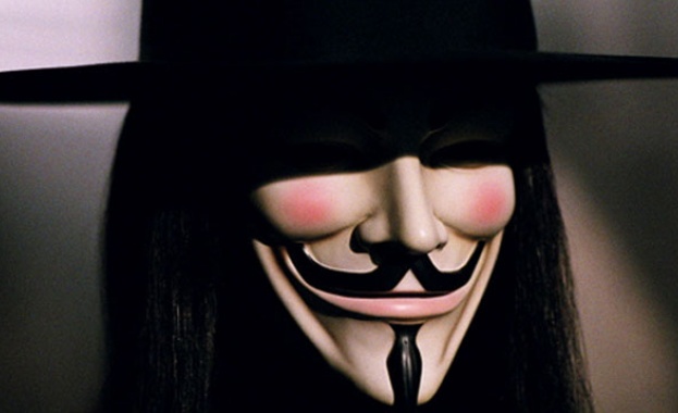 Хакери от "Anonymus" точат информация от правителството на САЩ цяла година