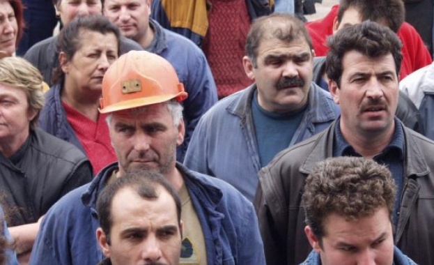 Миньори на протест: Искат въглищата да поскъпнат 