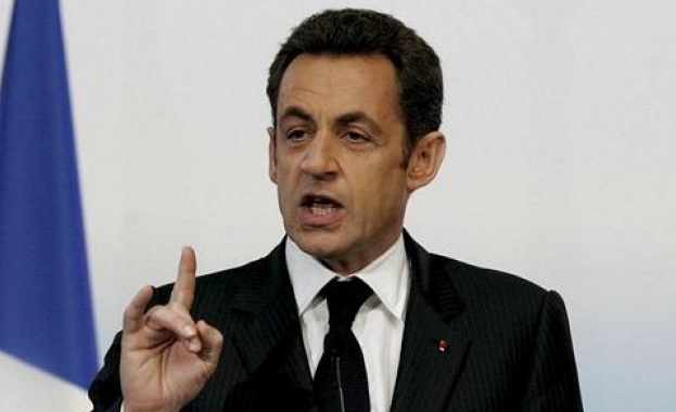 Саркози размаха пръст на Ципрас 