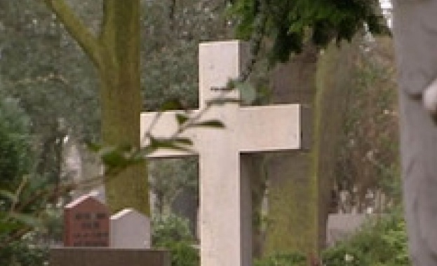 До 250 лв. глоба за неподдържано гробно място