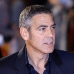 Клуни отмени премиерата на „The monuments men"