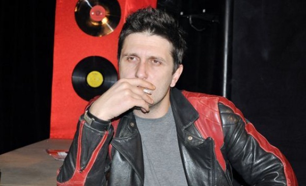 Актьорът Асен Блатечки е преборил коронавируса само с чай Това