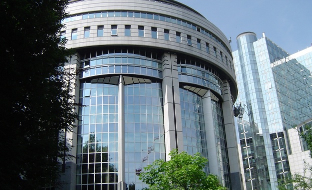 Евродепутати на визита в САЩ заради шпионския скандал 