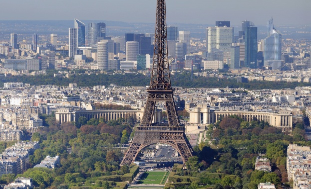 Париж очаква близо 100-годишен температурен рекорд