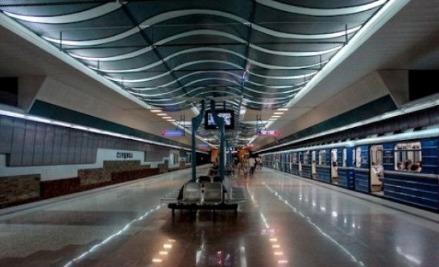 Откриха починал мъж на метростанция "Сердика"