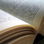 Четенето ни отнася далече от...