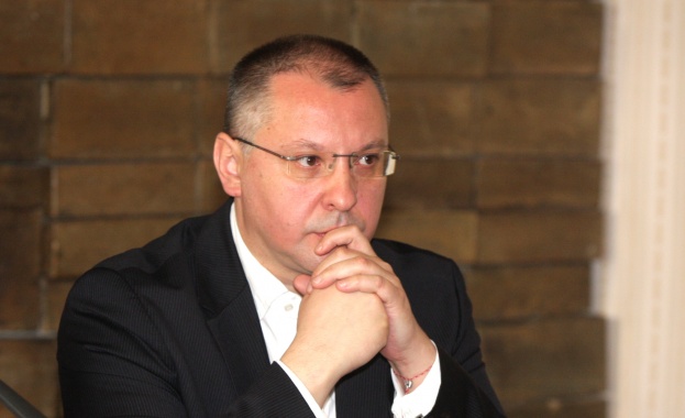 Станишев: Не е тайна, че в България има икономически кръгове с влияние