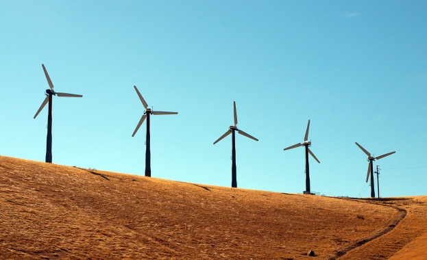 От 1 януари догодина да отпадне таксата от 5 върху