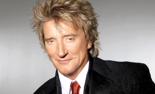 Род Стюарт откри своя незаконна дъщеря 75 годишният рокаджия е бил