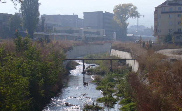 Във връзка с интензивните валежи кметът на София Йорданка Фандъкова
