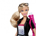 Пуснаха първата кукла Барби от рециклирана пластмаса 