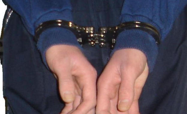 Полицията в Кърджали задържа мъж извършил вандалски действия в местна