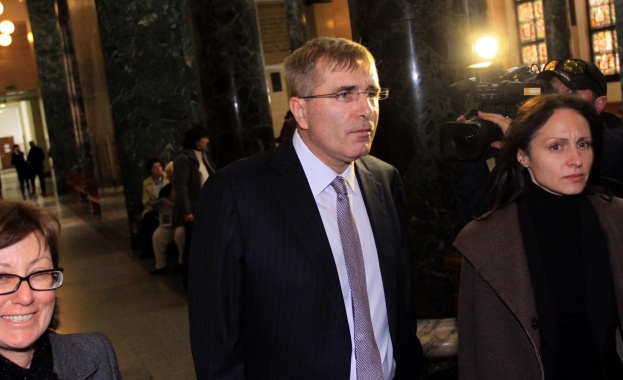 Eлектроцентрали на български въглищен магнат пестят €30 млн. от недекларирани емисии СО2