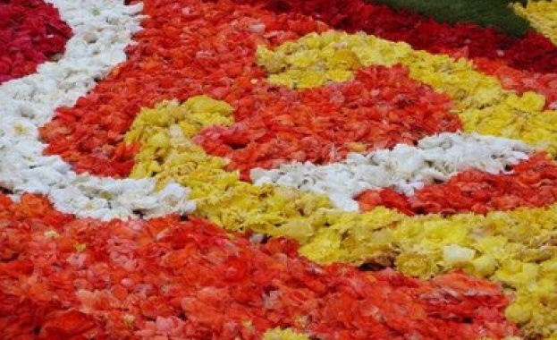 Деца от Котел ще тъкат килими в Световния ден на