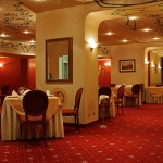 Шумът в ресторантите гони клиентите